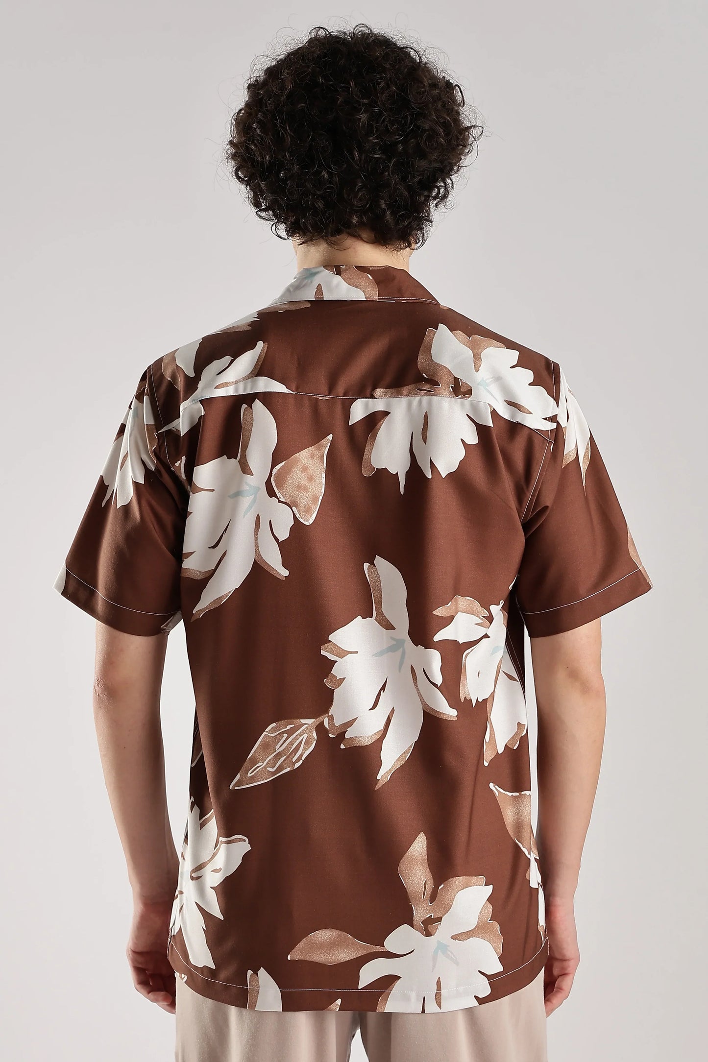 Brown floral printed hawaiian short sleeve shirt