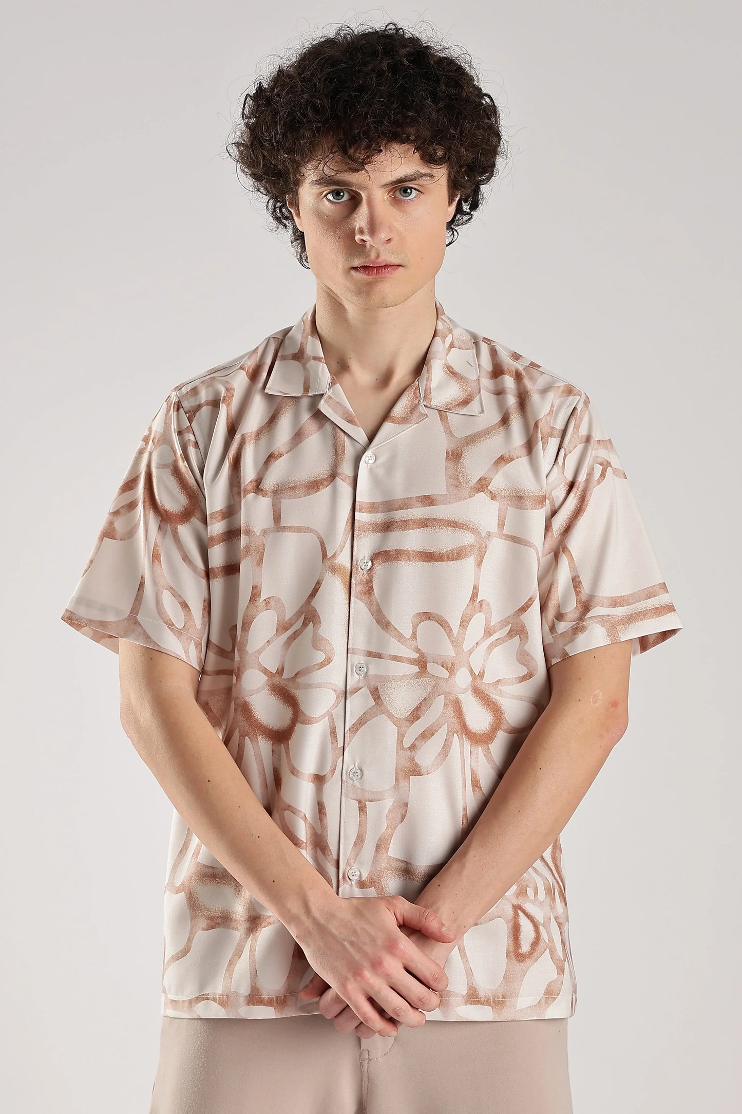 Biege flower printed short sleeve shirt