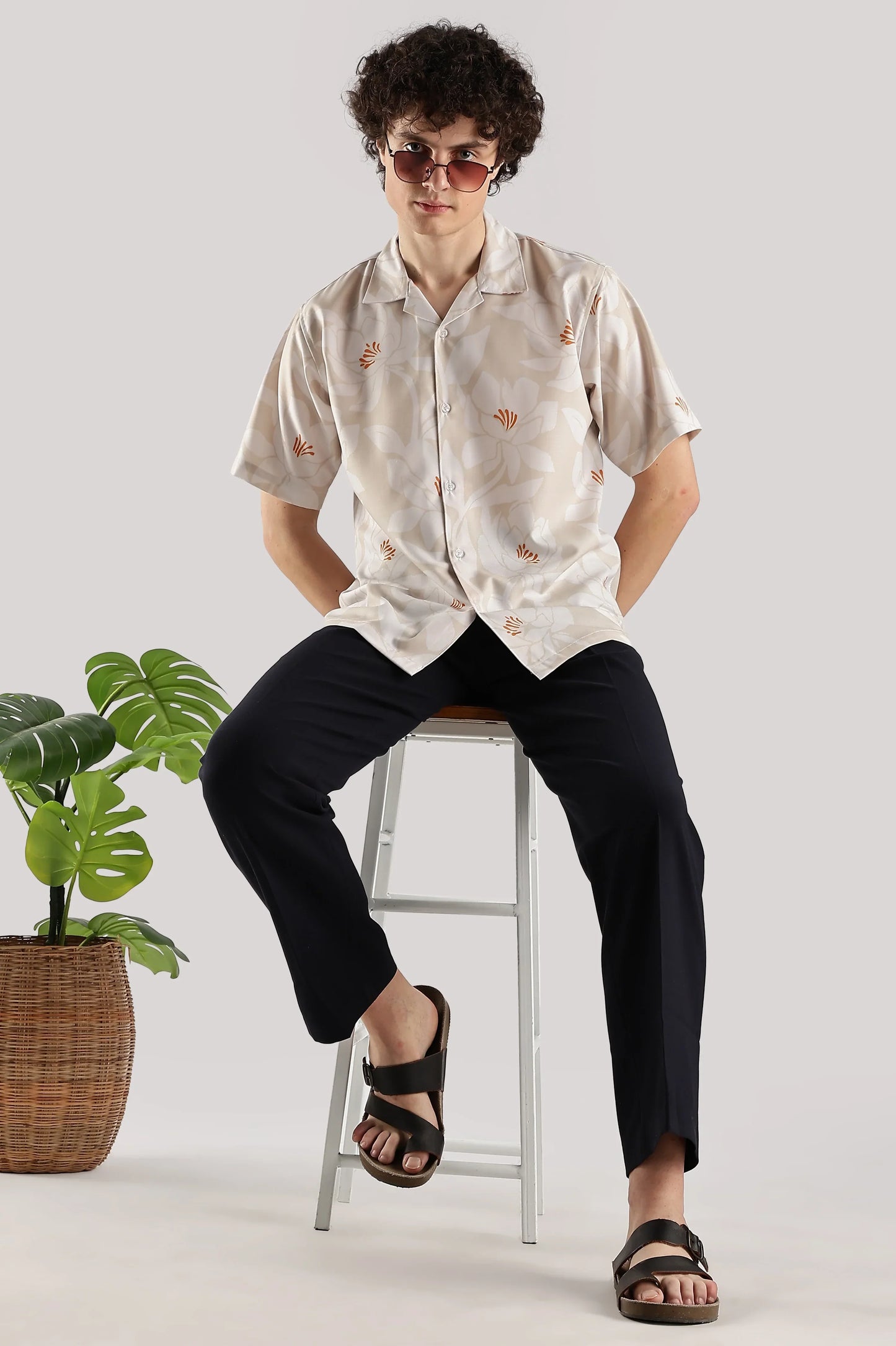 Biege floral printed hawaiian shirt