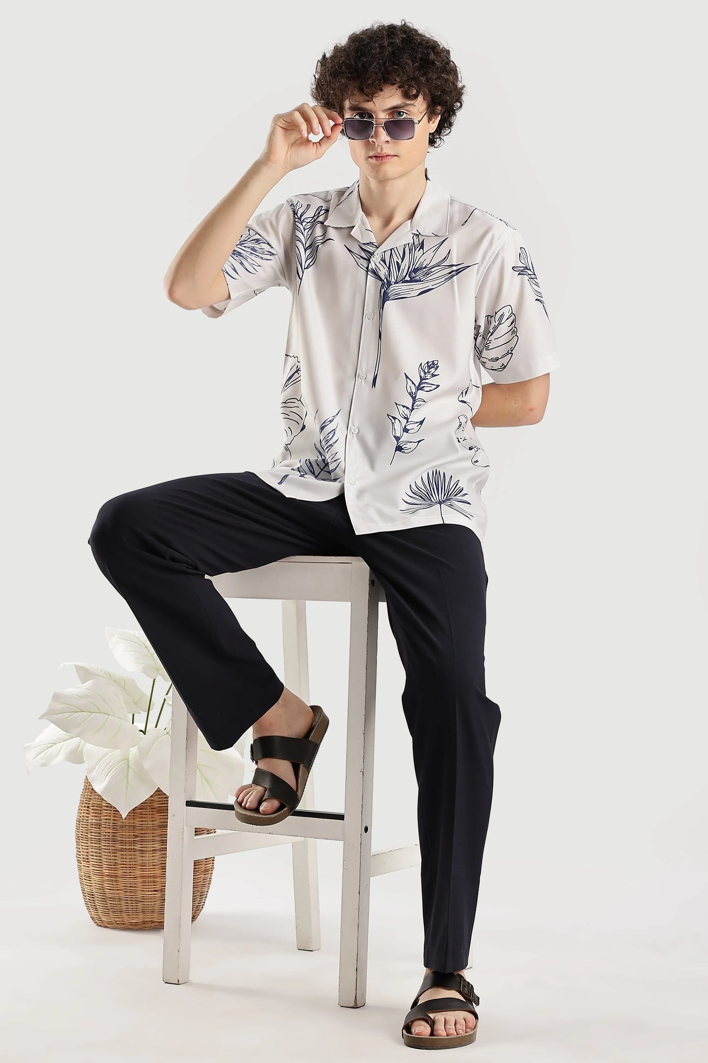 Leaf printed short sleeve shirt for men