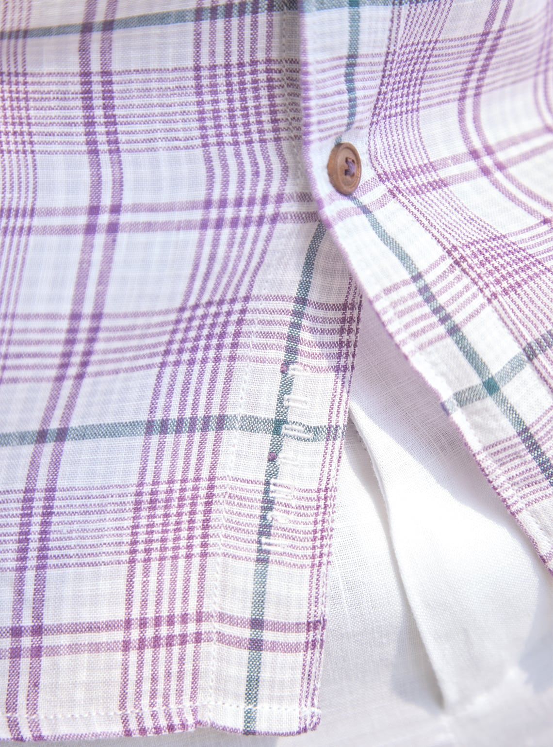 Water Lily Grid Half Shirt