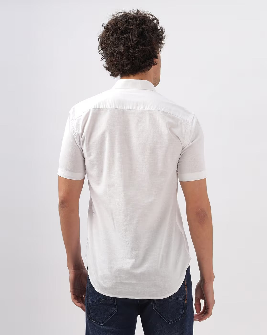 Men Slim Fit Shirt with Patch Pocket