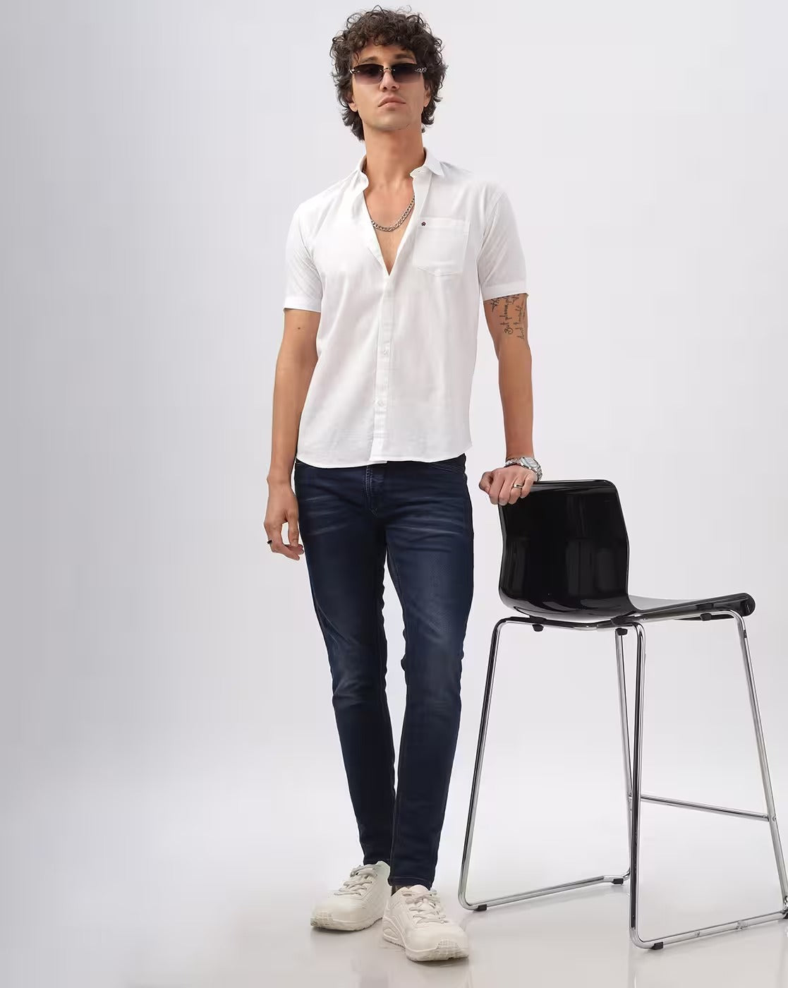 Men Slim Fit Shirt with Patch Pocket