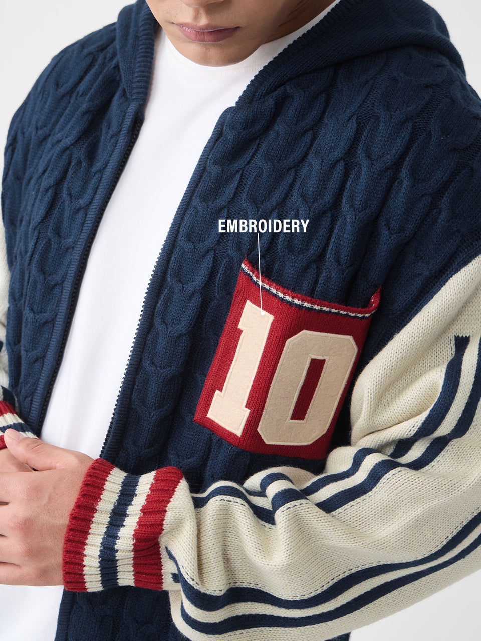 Hooded Sweater: Vista