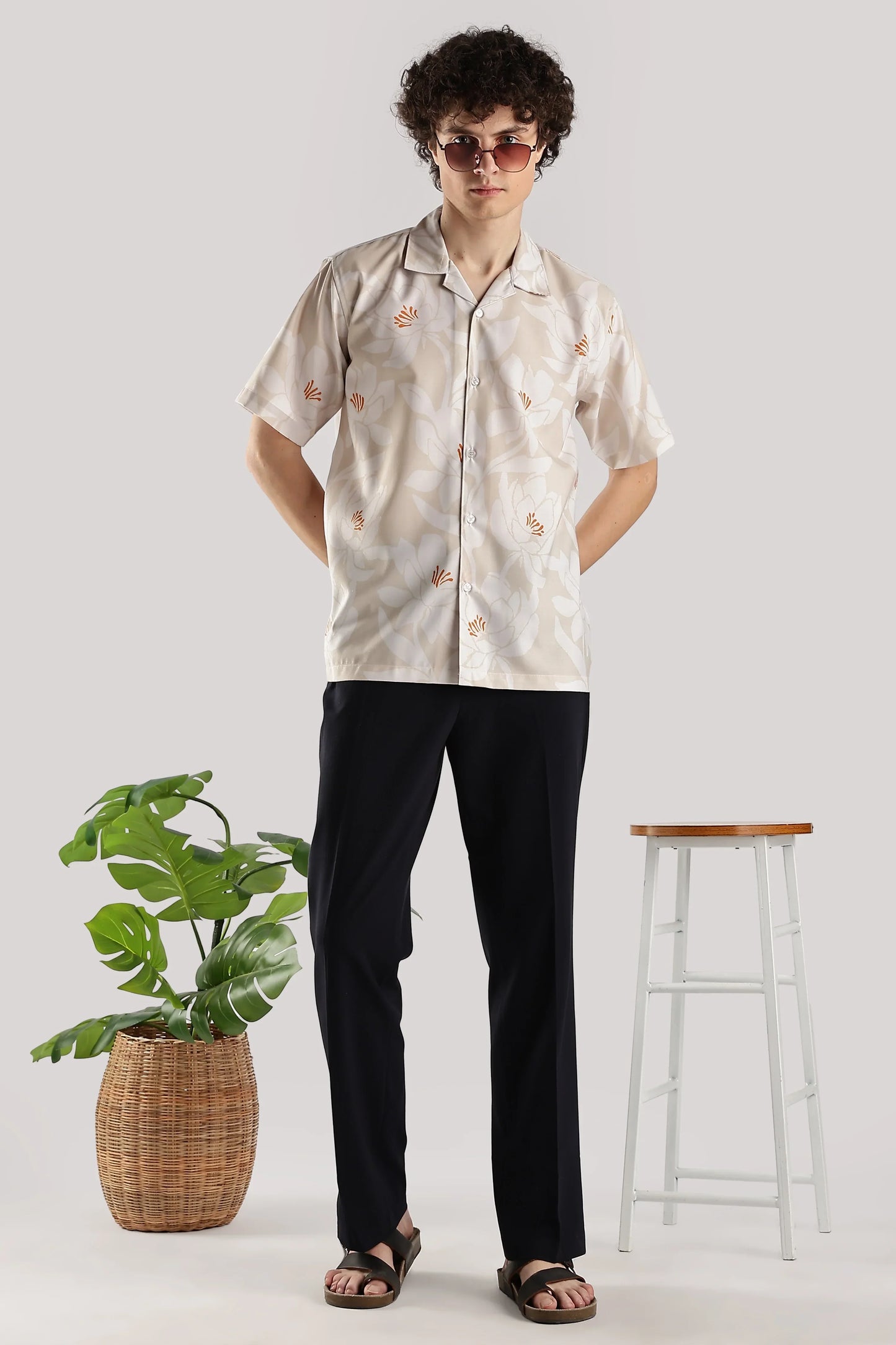 Biege floral printed hawaiian shirt